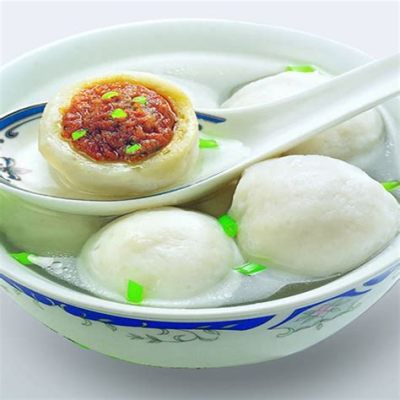  Fuzhou Fish Balls: ¿Una explosión de sabor umami en cada bocado suave y gelatinoso?